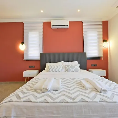 Luxury-holiday For 6 People With Turkish Bath & Sauna In Oeluedeniz *