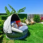 Villa Luxury-holiday For 6 People With Turkish Bath&sauna In ölüdeniz