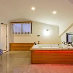 Villa Luxury-holiday For 6 People With Turkish Bath&sauna In ölüdeniz