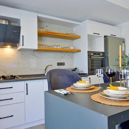 Luxury-holiday For 6 People With Turkish Bath & Sauna In Oeluedeniz Vila *