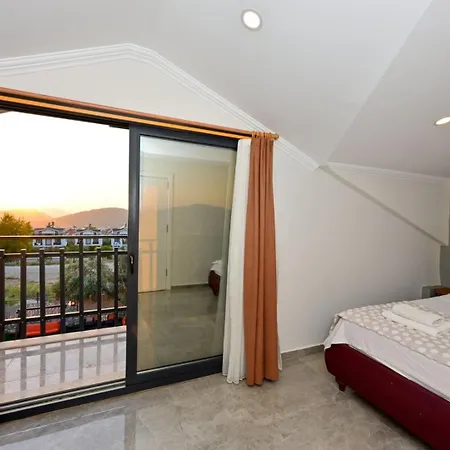 Vila Luxury-holiday For 6 People With Turkish Bath & Sauna In Oeluedeniz Fethiye