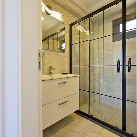 Villa Luxury-holiday For 6 People With Turkish Bath&sauna In ölüdeniz Fethiye