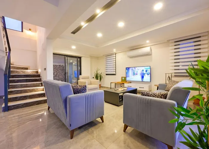 Villa Luxury-holiday For 6 People With Turkish Bath & Sauna In Oeluedeniz